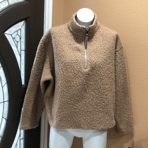 Zara Half-Zip Sherpa Pullover - Picture 3 of 5